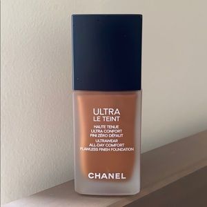 CHANEL ULTRA LE TEINT FOUNDATION BR132